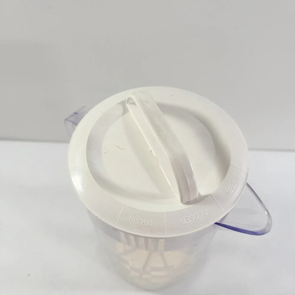 Pampered Chef Quick-Stir Pitcher 2 Quart‎ 2270 Checkerboard Pattern White Lid